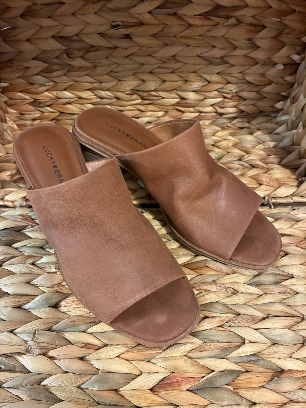 Lucky Brand Women's Brown Open-Toe Slide Mules